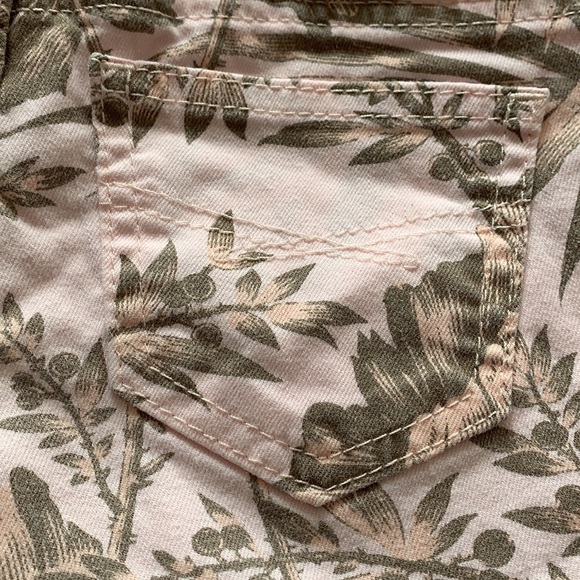 Gap Botanical Denim Shorts Size 10 slim - Picture 5 of 5